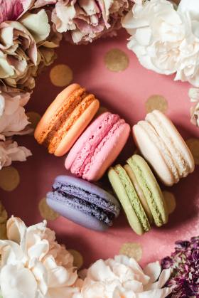 pexels-diana-light-7296705-macarons